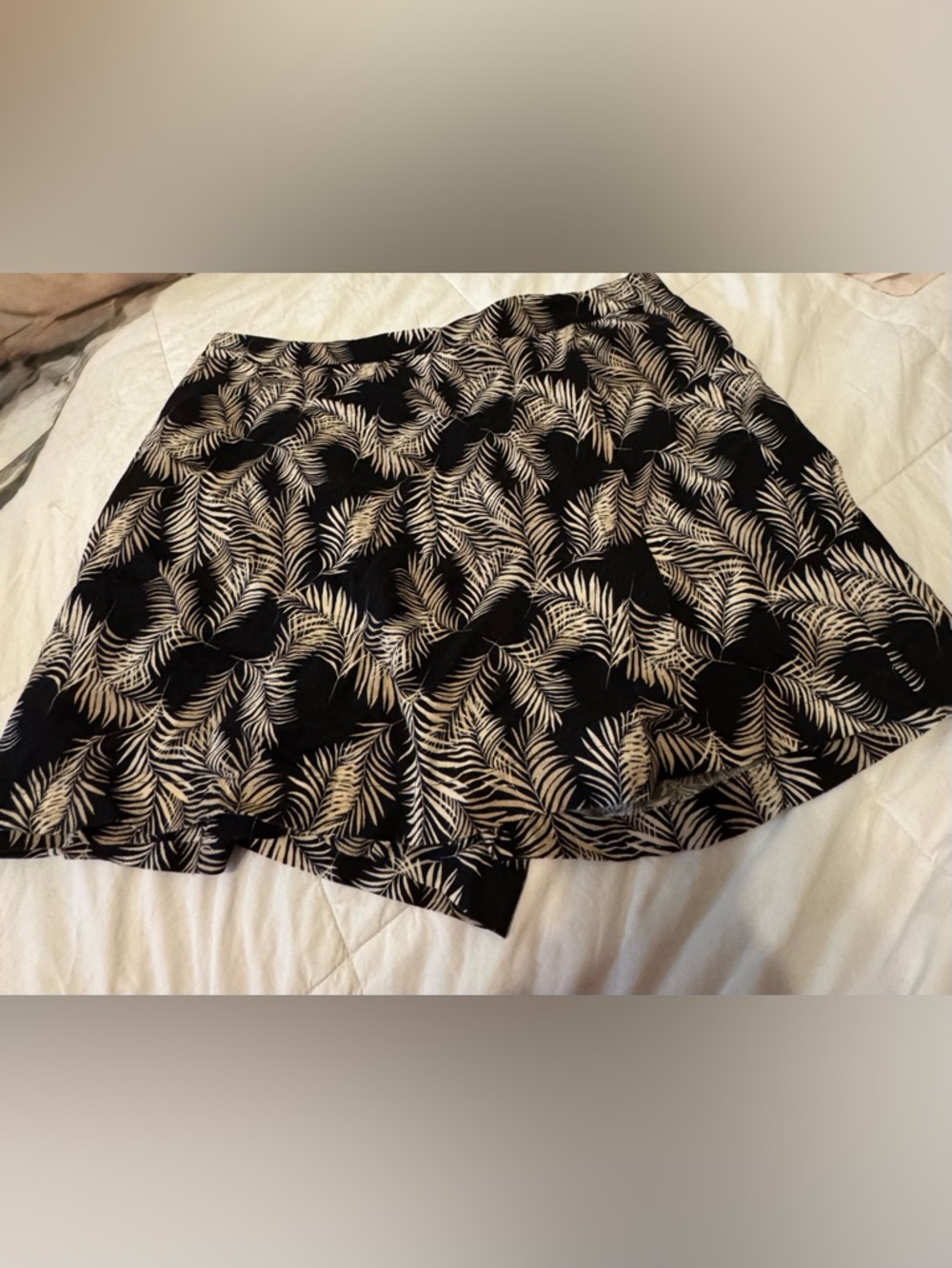 Black Palm-Print A-Line Women’s Skort